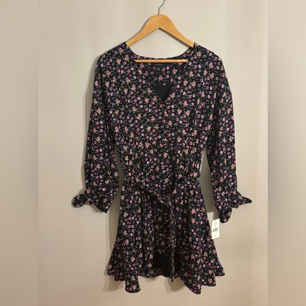 En Saison Black and Pink Floral Long Sleeve Dress